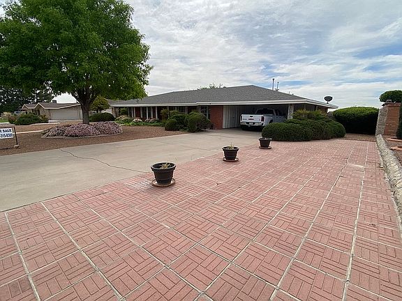 4th image of 9816 Eastridge Dr
