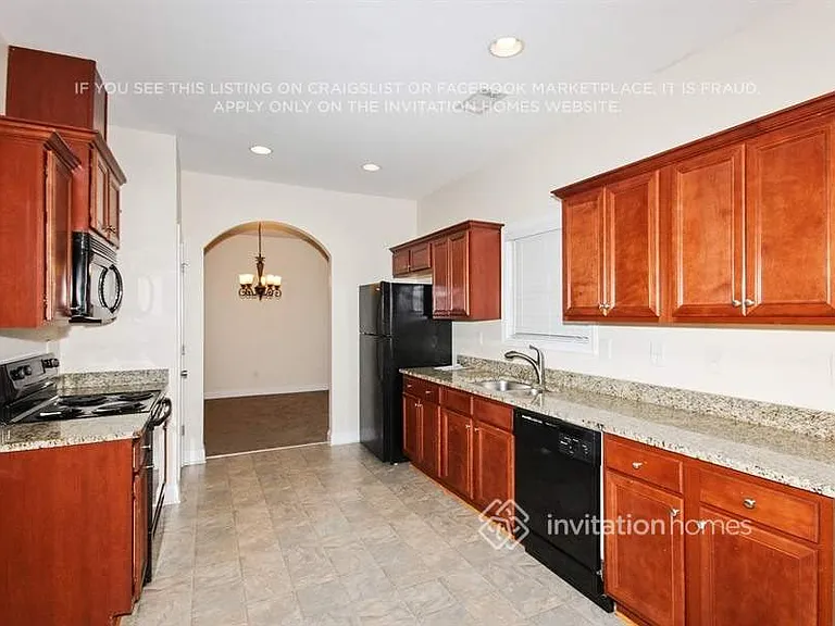 421 Sweet Ashley Way — Photo 5