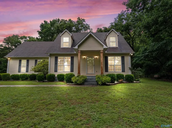 1744 Low Gap Rd, New Hope, AL 35760