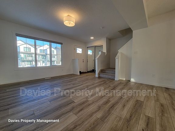 3rd image of 1177 Aster Blvd NW