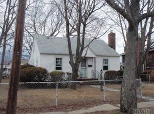 161 Biltmore Blvd, Massapequa, NY 11758