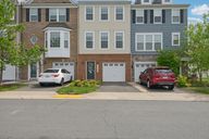 Caledonia Meadow Dr-0705-001.jpg