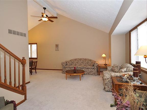 4th image of 3101 Dickens St