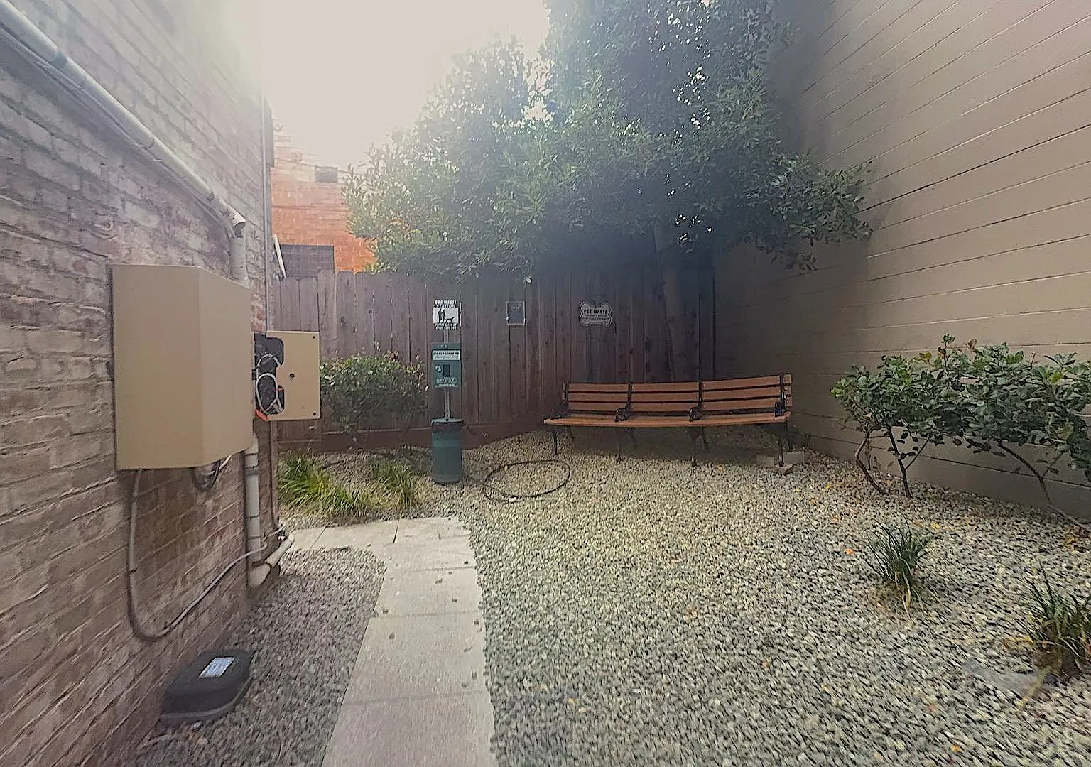1425 Harrison St — Photo 4