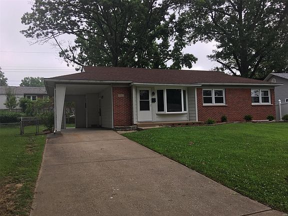 2nd image of 4465 Mohegan Dr