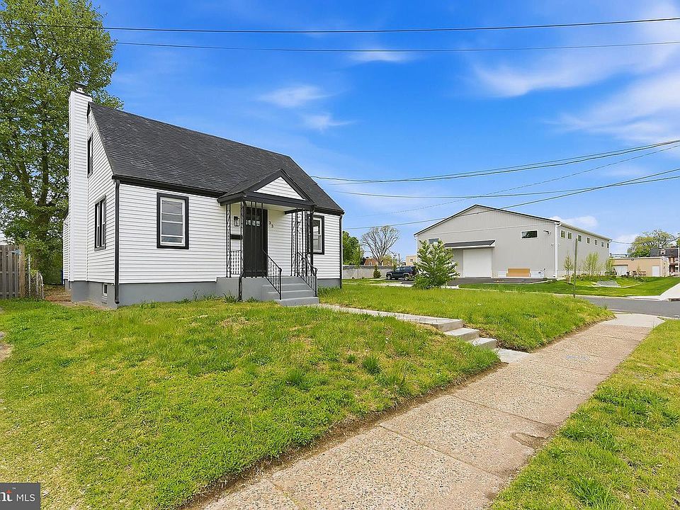 1st image of 33 Morris Ave