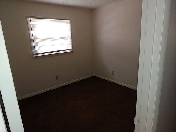 5th image of 509 Kildare Ct