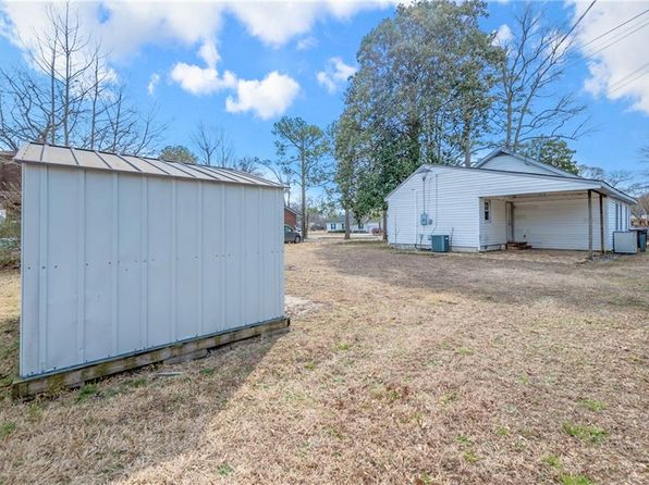 2421 Gilmerton Rd, Chesapeake, VA 23323