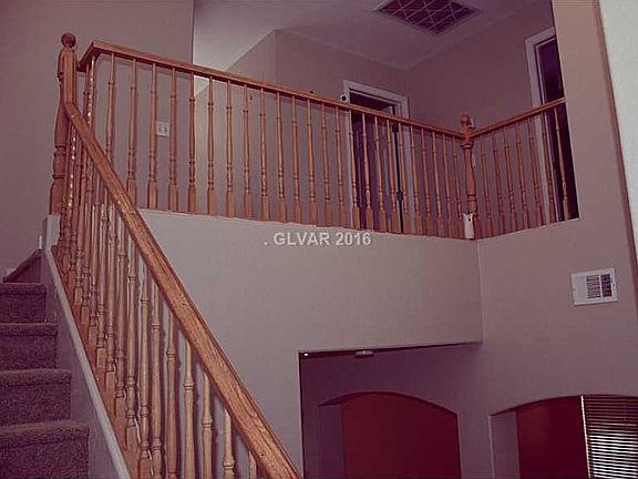 3rd image of 918 Shady Charmer Ave