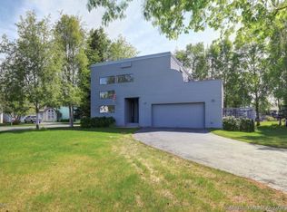 4200 Victoria Cir, Anchorage, AK 99502