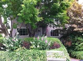 4842 NE 42nd St, Seattle, WA 98105