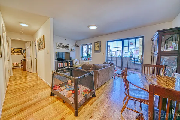 Rented by Sterling Realty Plus Inc | media 27