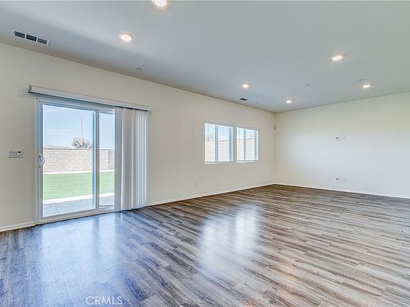 3rd image of 28295 Memory Ln