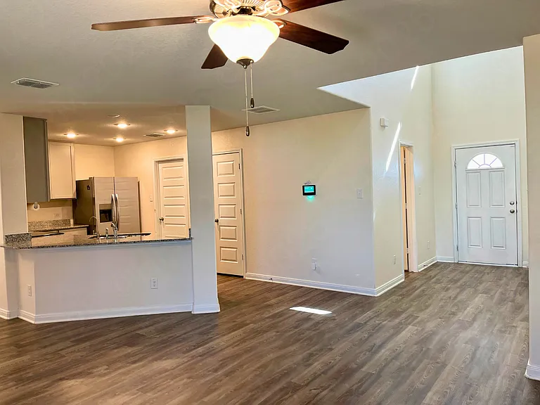 8563 Redhawk Loop — Photo 5