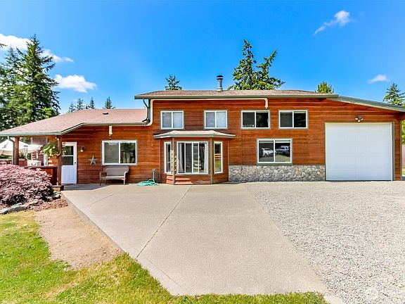 2nd image of 3116 Harts Lake Road S