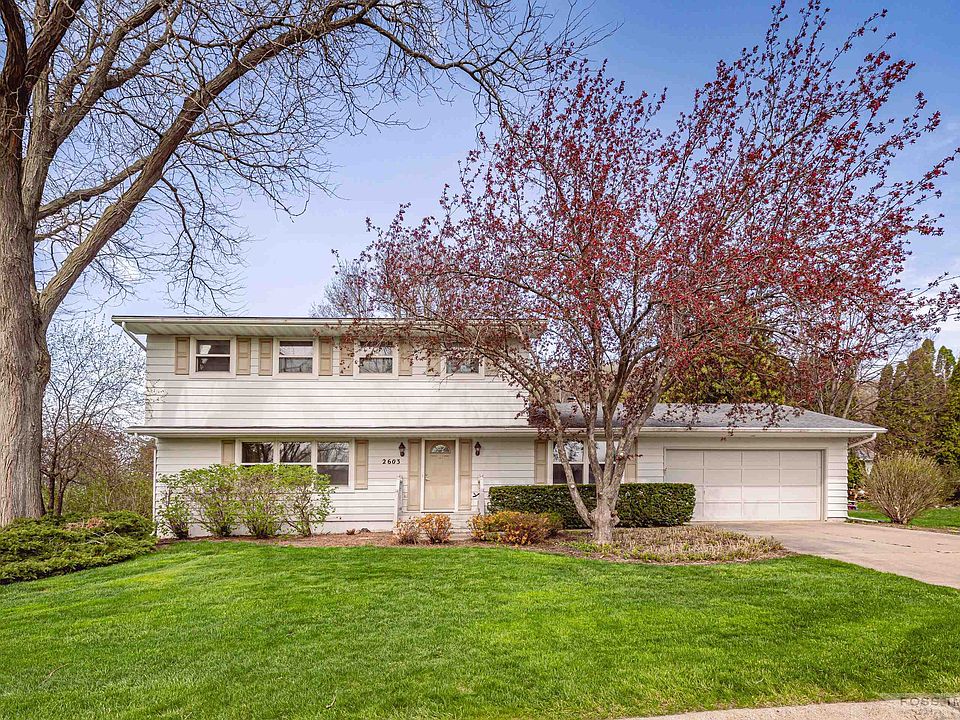 1st image of 2603 S Elmwood Cir W