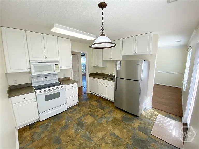 205 Salt Landing Cir — Photo 9