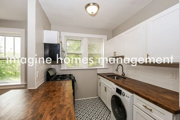 2 bed, 1.0 bath, 900 sqft, $1,469 — Photo 4
