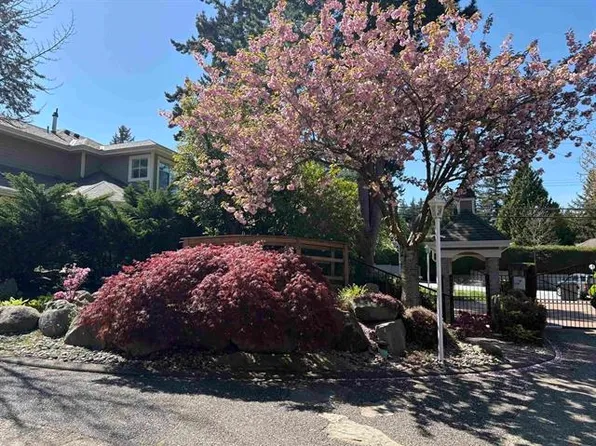 2500 152nd St #67, Surrey, BC V4P 1M8
