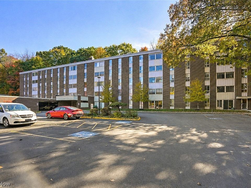 1st image of 3068 Kent Rd APT 206