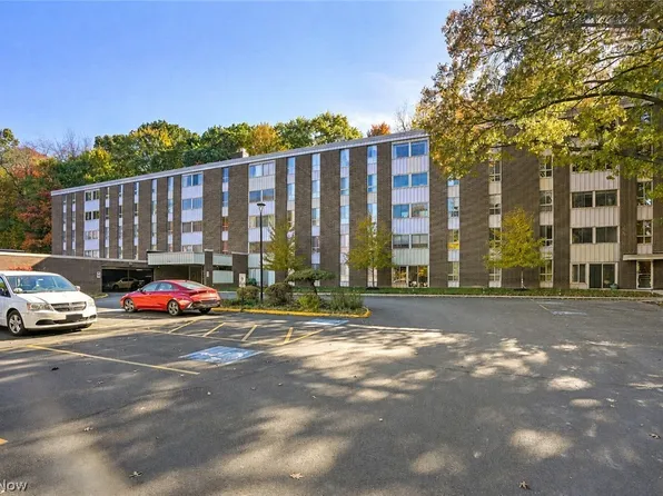3068 Kent Rd APT 206, Stow, OH 44224