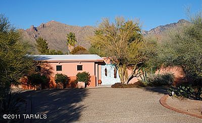 1st image of 6880 N Casas Adobes Dr