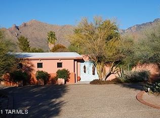6880 N Casas Adobes Dr, Tucson, AZ 85704