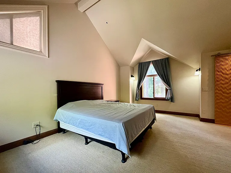 1130 Lancaster Way SE — Photo 21