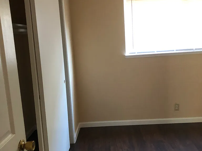 1585 Quebec Ct #2 — Photo 6
