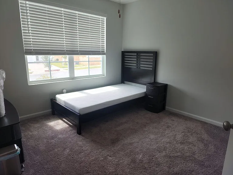 405 Eclipse Ln — Photo 25