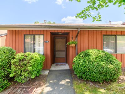 518 Asbury Ridge #518, Shelton, CT, 06484