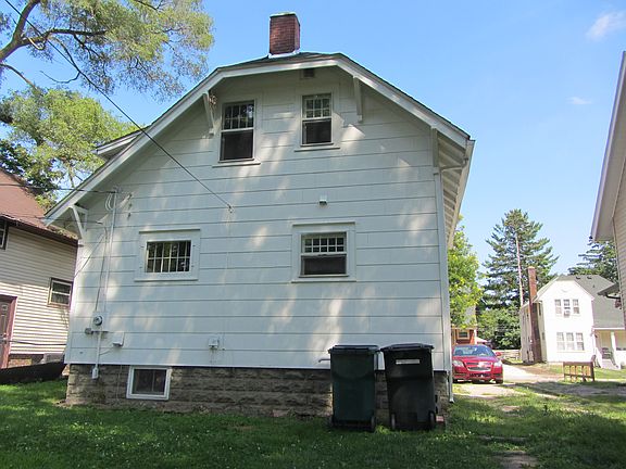 2nd image of 225 Collingwood Dr