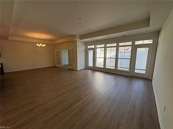 5th image of 205 Oxford Ave #39-2