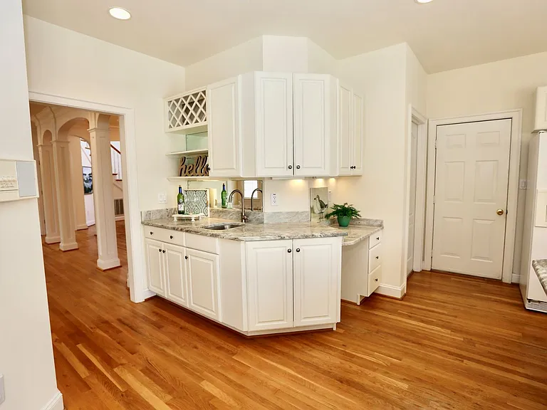 1709 Timber Ridge Ct — Photo 18