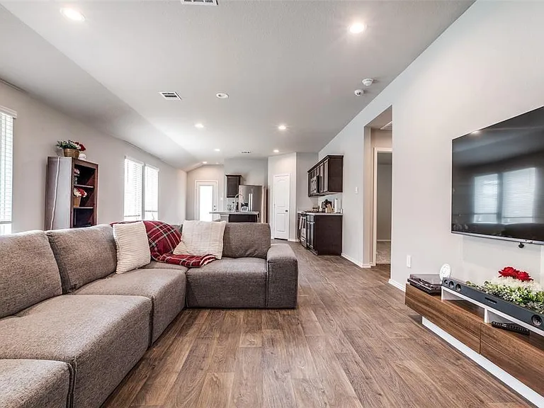 13944 Great Pines Ct — Photo 4