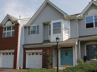 3 Buckingham Ct, Randolph, NJ 07869