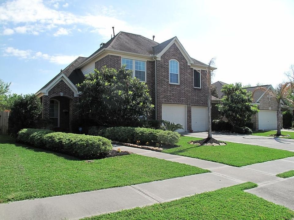 1st image of 4311 Running Pine Dr