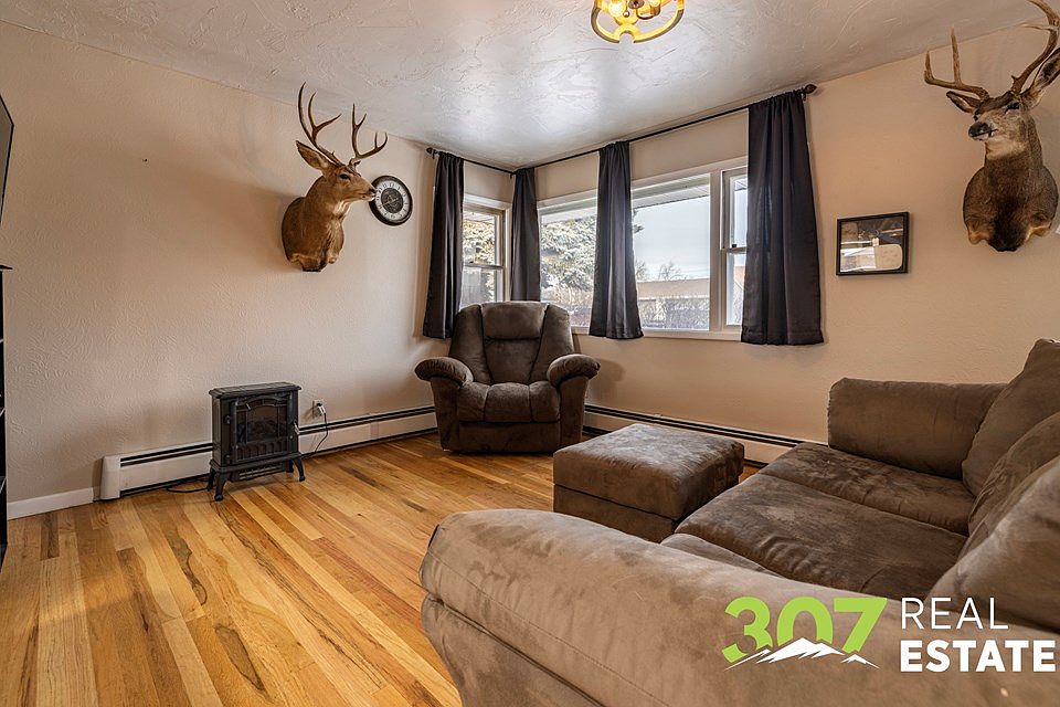 2026 Shoshoni Trail N, Cody, WY 82414 Zillow