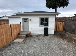 3124 Sunset Dr W, Tacoma, WA 98466