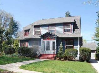 30 N 8th Ave, Highland Park, NJ 08904