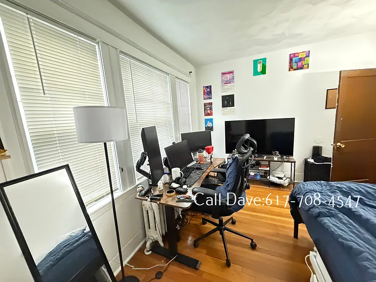 238 S Huntington Ave #10 — Photo 9