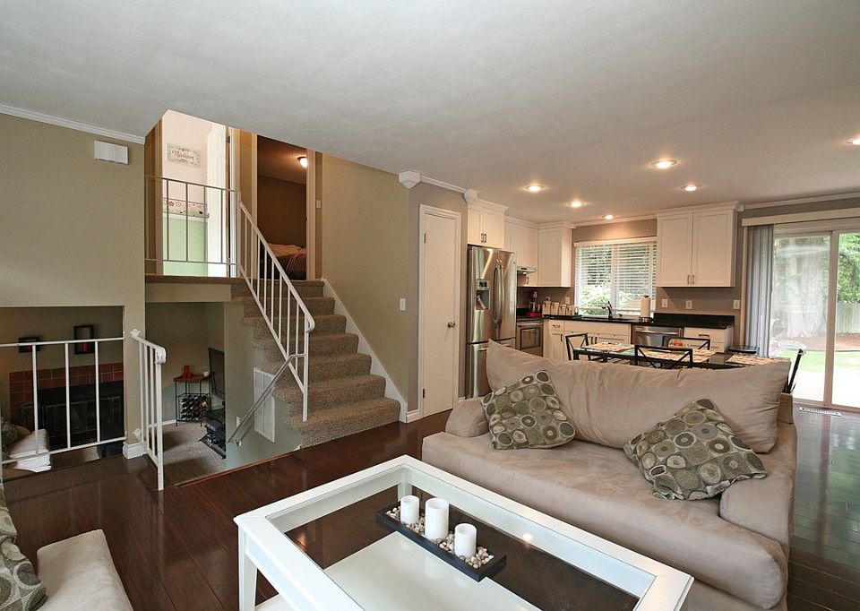 1st image of 22962 NE 26th Pl