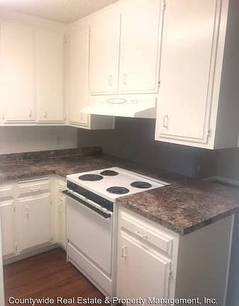 4th image of 4550 Vandever Ave APT 16