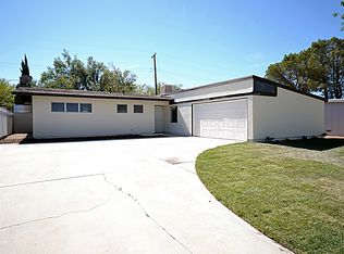 1040 W Avenue H6, Lancaster, CA 93534