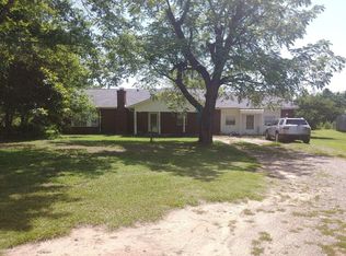 410 Hilltop Rd, Coal Hill, AR 72832
