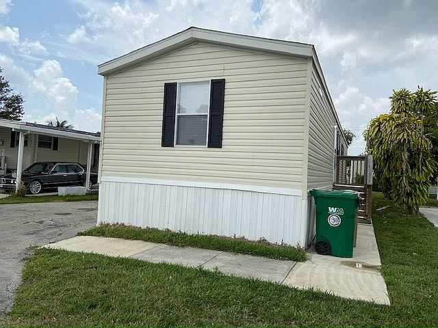 1st image of 401 SW 135th Ave #216
