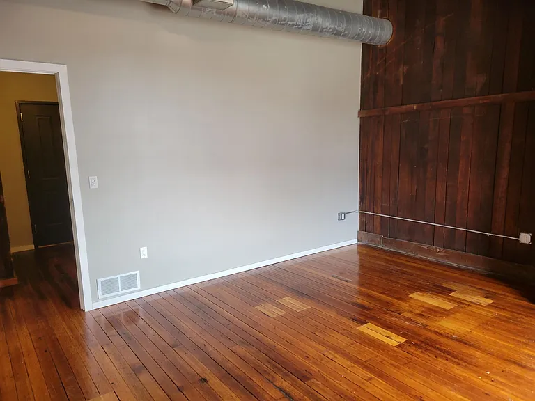 116 N 5th St #309 — Photo 4