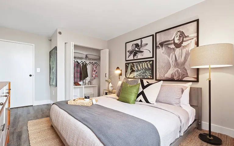 Spacious bedroom
