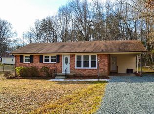 1830 Greentree Rd, Burlington, NC 27217