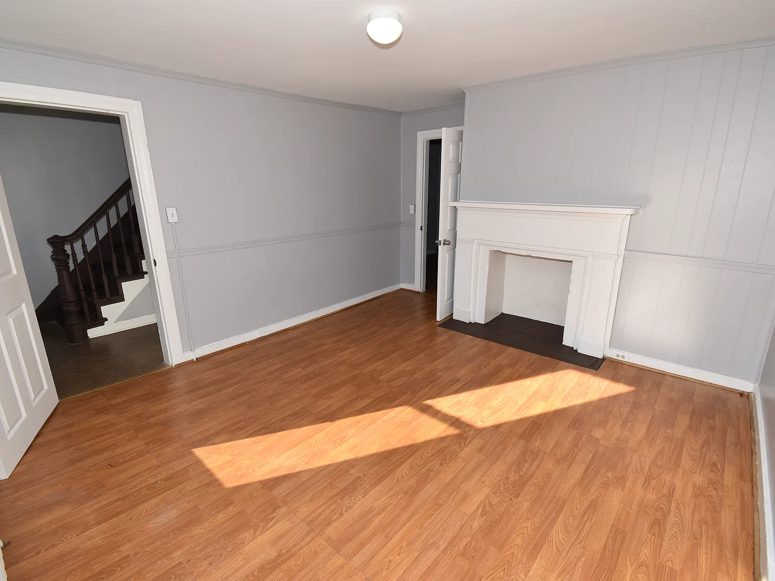 6 bed, 2600 sqft, $2,750 — Photo 1